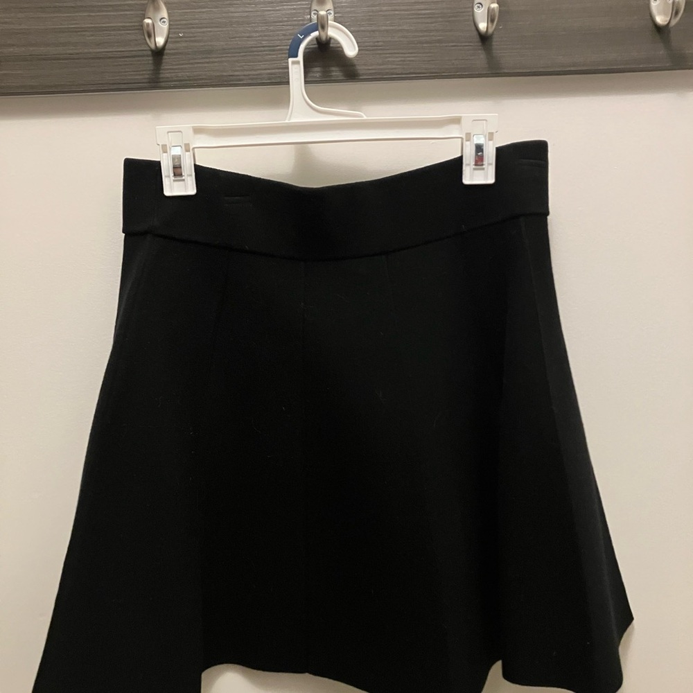 Club Monaco Black Knit Pleated Skirt